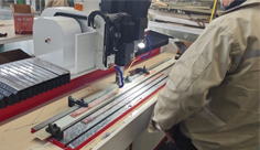 數(shù)控鉆孔機怎樣維持加工精度？