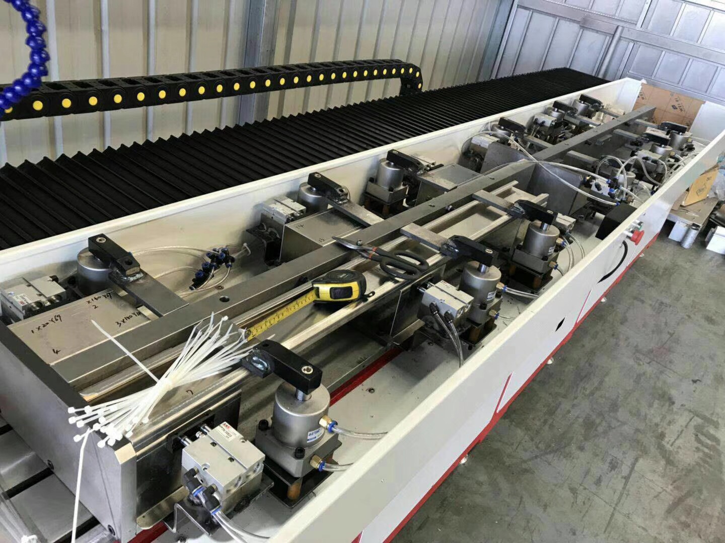 熱熔鉆孔機(jī)出現(xiàn)故障時如何輕松搞定？