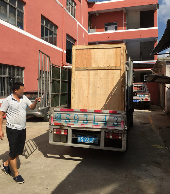 小型熱熔鉆孔機出貨江蘇常州！